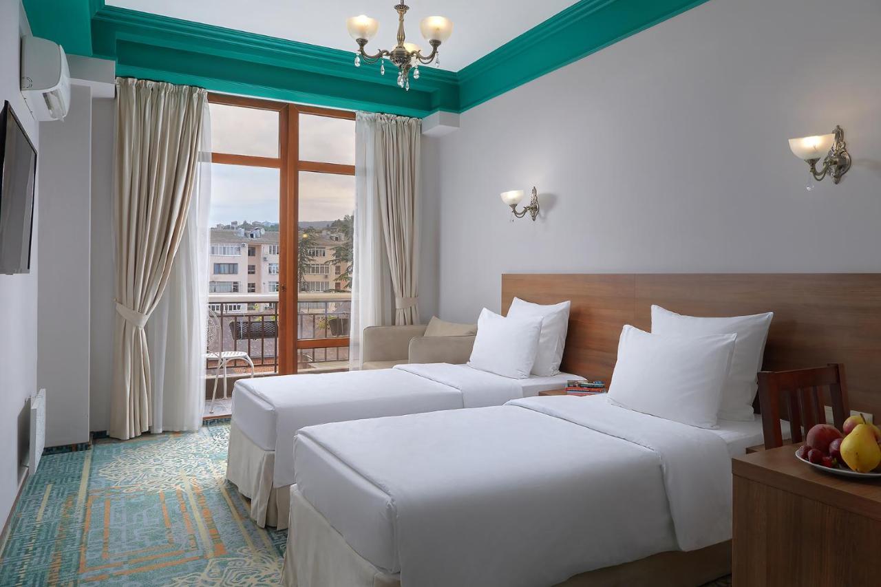 Garuda Boutique Hotel Sukhumi Exterior foto